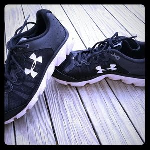 Men's Under Armour Micro G running shoes